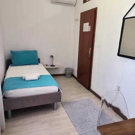 krevet i doručak Omir Pula