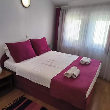 Omir Bed & Breakfast Pula
