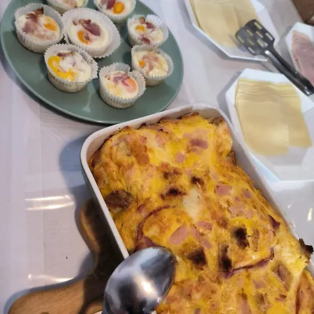 Omir krevet i doručak 3*