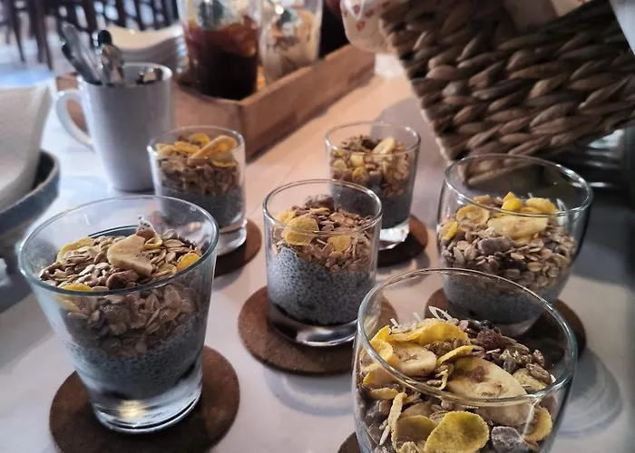 Alojamento de Acomodação e Pequeno-almoço Omir 3*