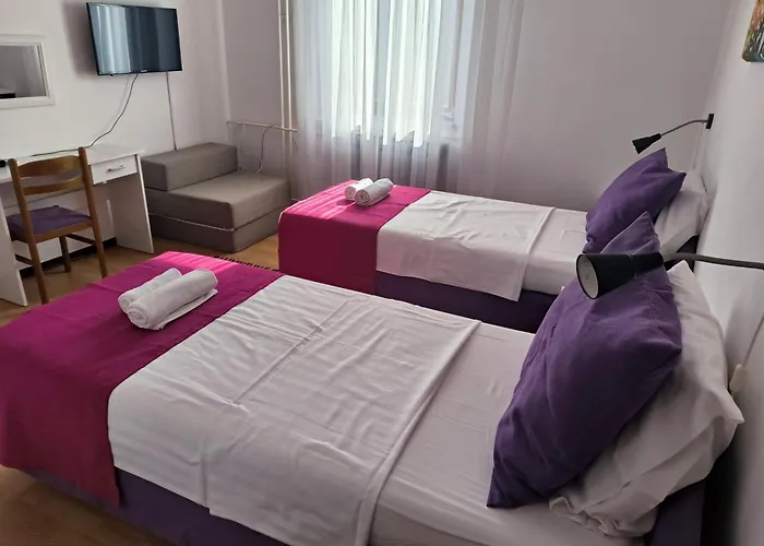 Omir Nocleg ze śniadaniem