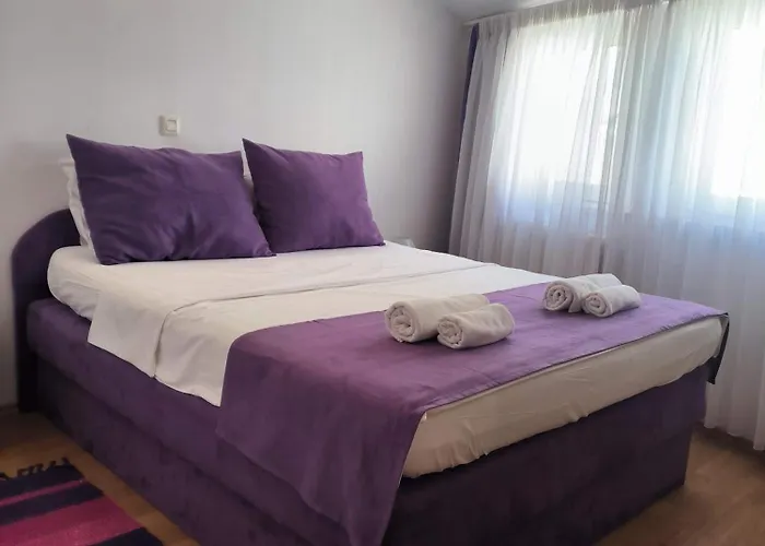 Omir Nocleg ze śniadaniem 3*