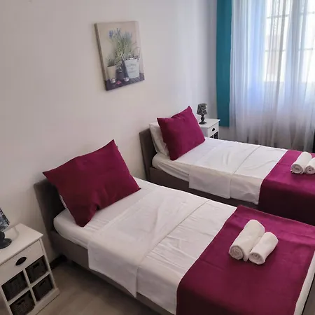 Omir Bed & Breakfast 3*