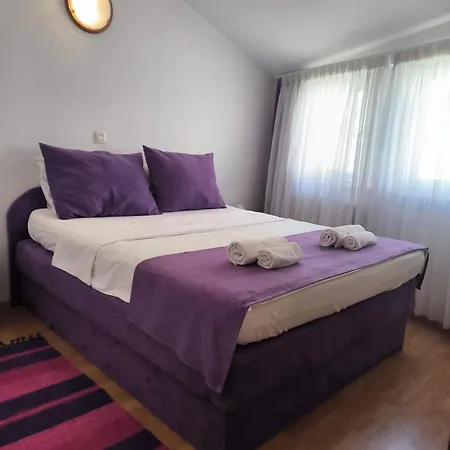 Omir Bed & Breakfast 3*